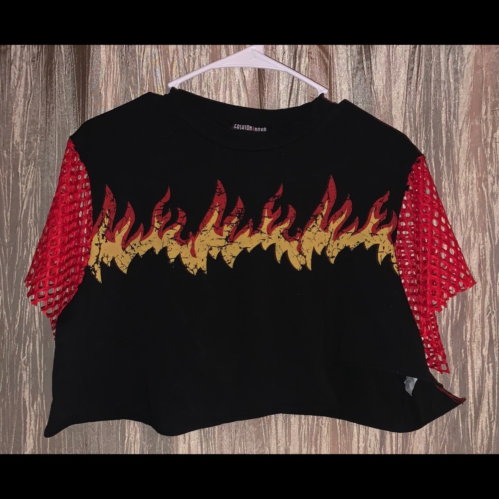Fashion nova crop top flame tee